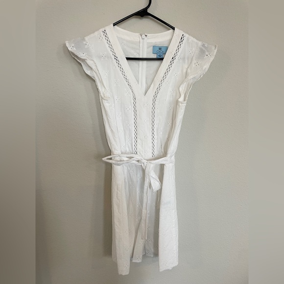 Cece Cotton Eyelet Romper - White, size 0 - Picture 2 of 7